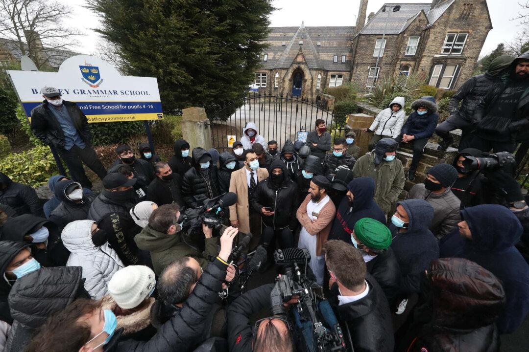 Report: Teachers ‘Self-Censoring’ and Bullied by ‘De Facto Blasphemy’ Codes