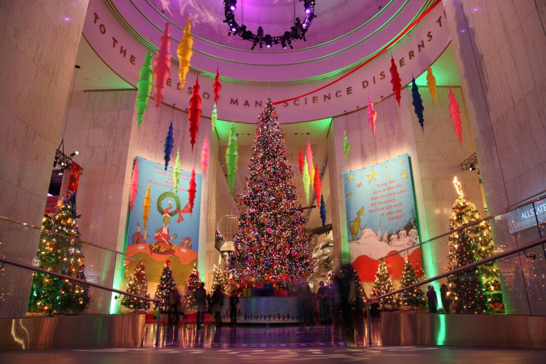 Taking the Kids: And Starting a New Holiday Tradition Wherever You Are