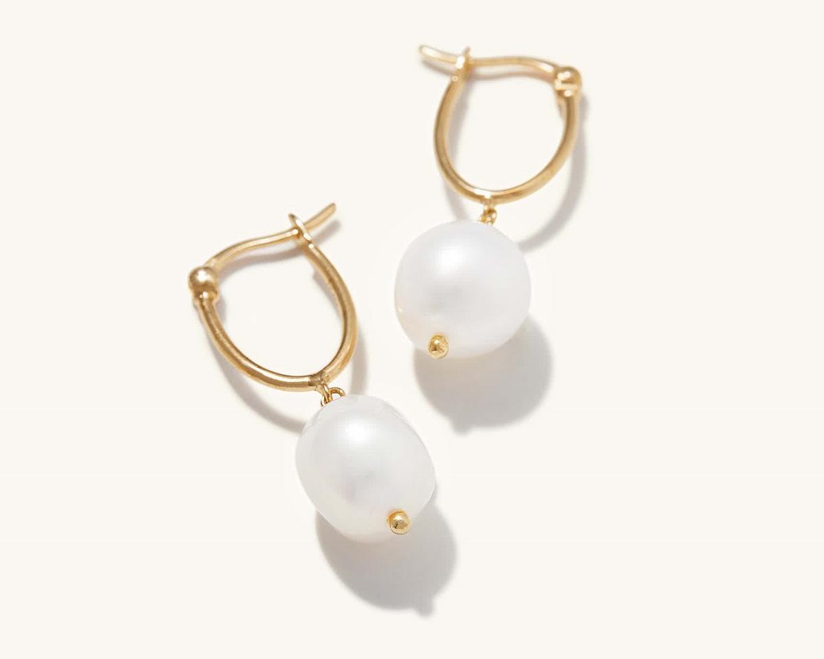 (Courtesy of Merjuri)