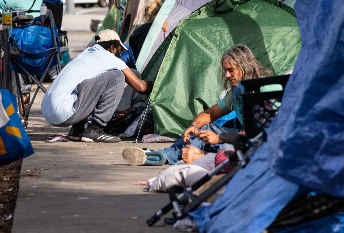 Homelessness in United States Soars to Record High