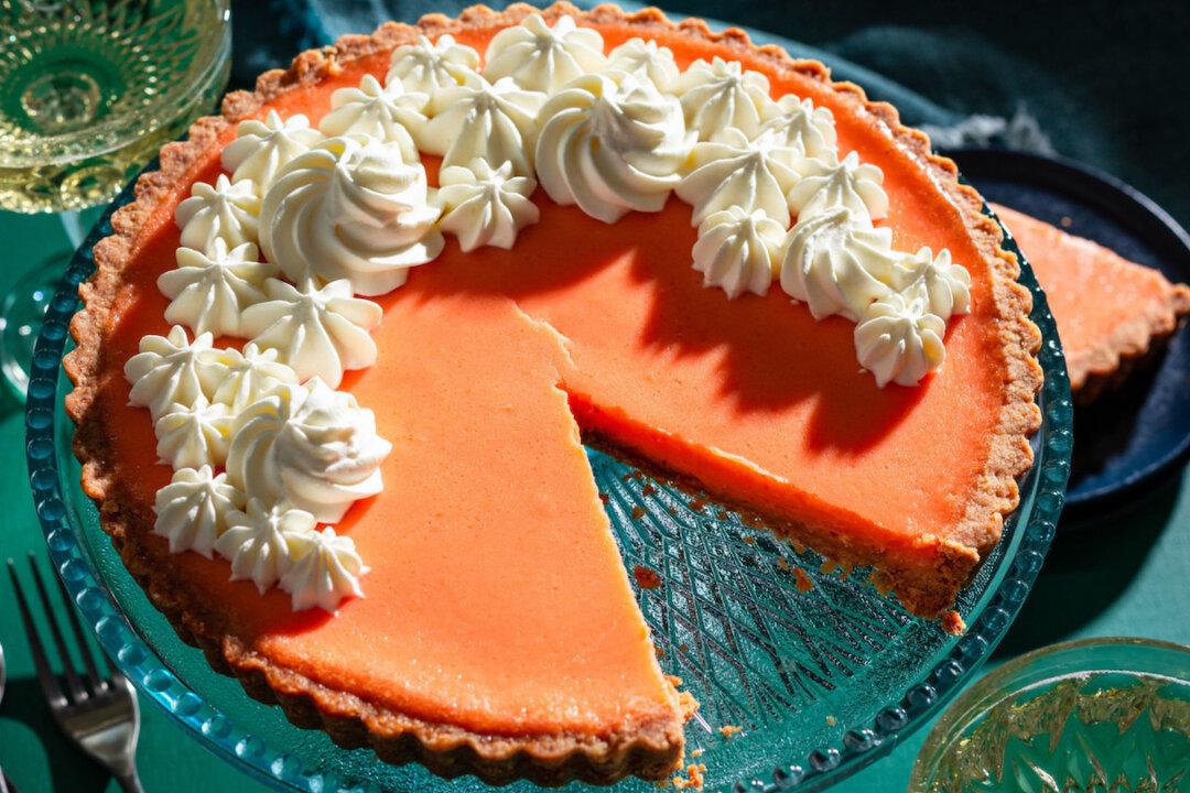 Fragrant, Floral Grapefruit Shines in This Ultra-Simple Tart