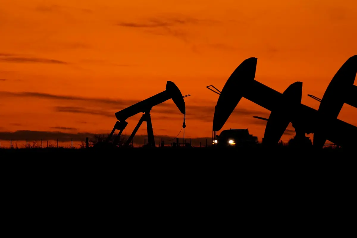 Interior Department Nets $4 Billion With Oil Lease Sale in 2 States