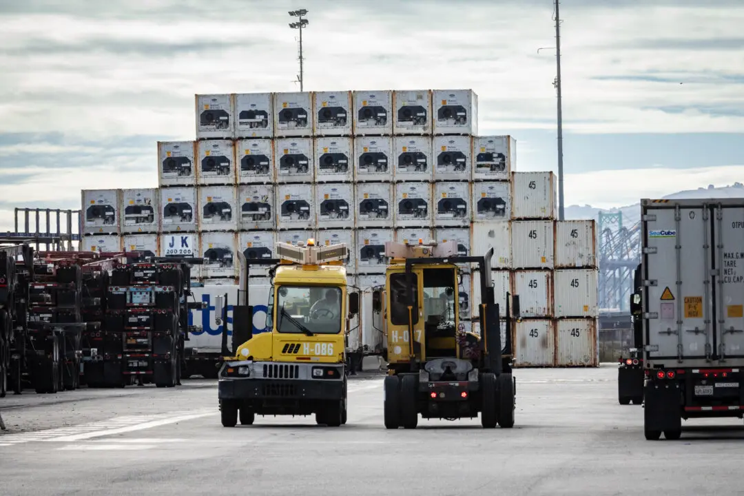 Wholesale Inflation Unexpectedly Rises at Fastest Pace in 3 Months