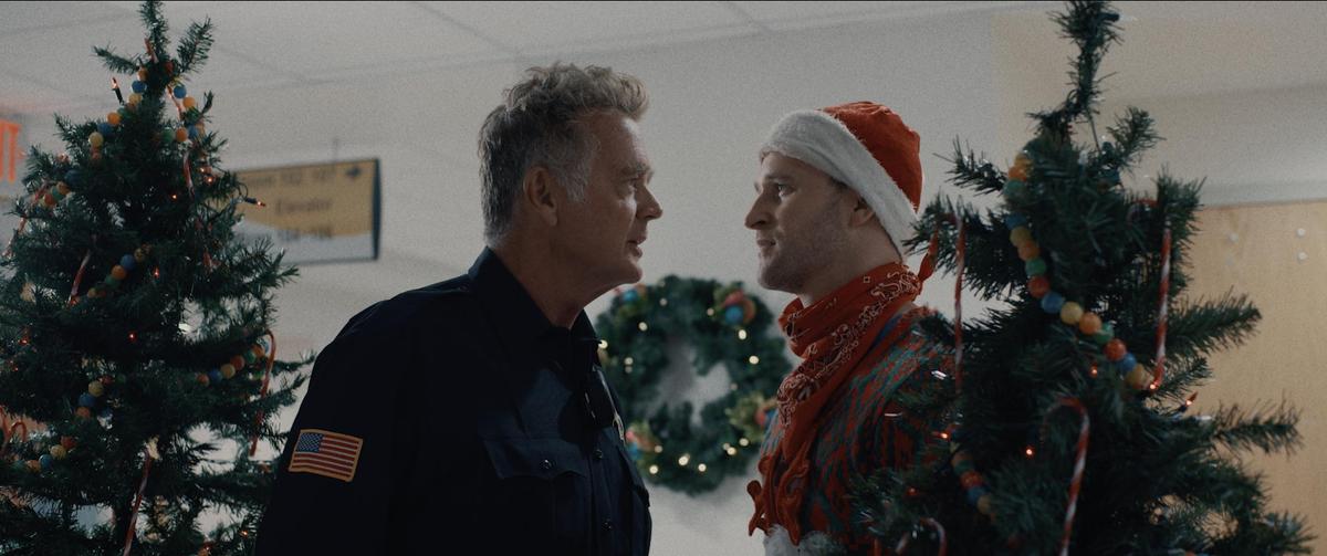 ‘Jingle Smells’: A Positive Message for the Holidays