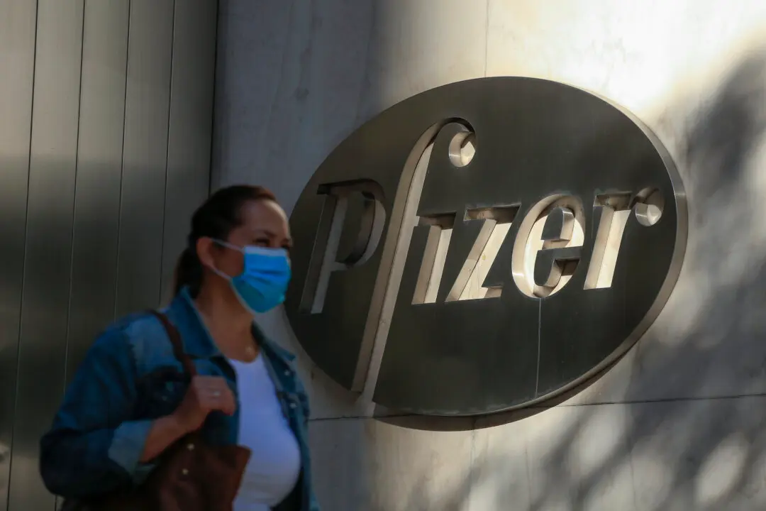 Pfizer mRNA Influenza Vaccine ‘Failed’ in Clinical Trial Among Seniors: FDA Commissioner