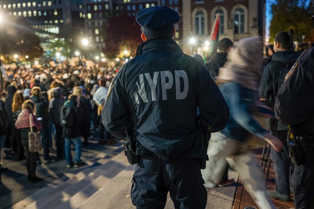 <span data-sheets-root="1" data-sheets-value="{"1":2,"2":"Tensions between supporters of Palestine and Israel increase on college campuses, in New York City on Oct. 30, 2023. (Spencer Platt/Getty Images)\n"}" data-sheets-userformat="{"2":771,"3":{"1":0},"4":{"1":2,"2":65535},"11":4,"12":0}">Tensions between supporters of Palestine and supporters of Israel increase on college campuses, in New York City on Oct. 30, 2023. (Spencer Platt/Getty Images)</span>