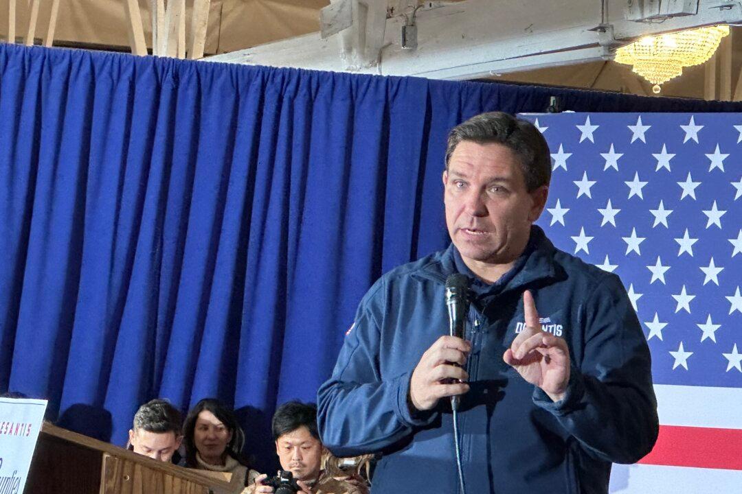 DeSantis Completes 99-County Tour of Iowa, Seeking to Boost Lagging Campaign