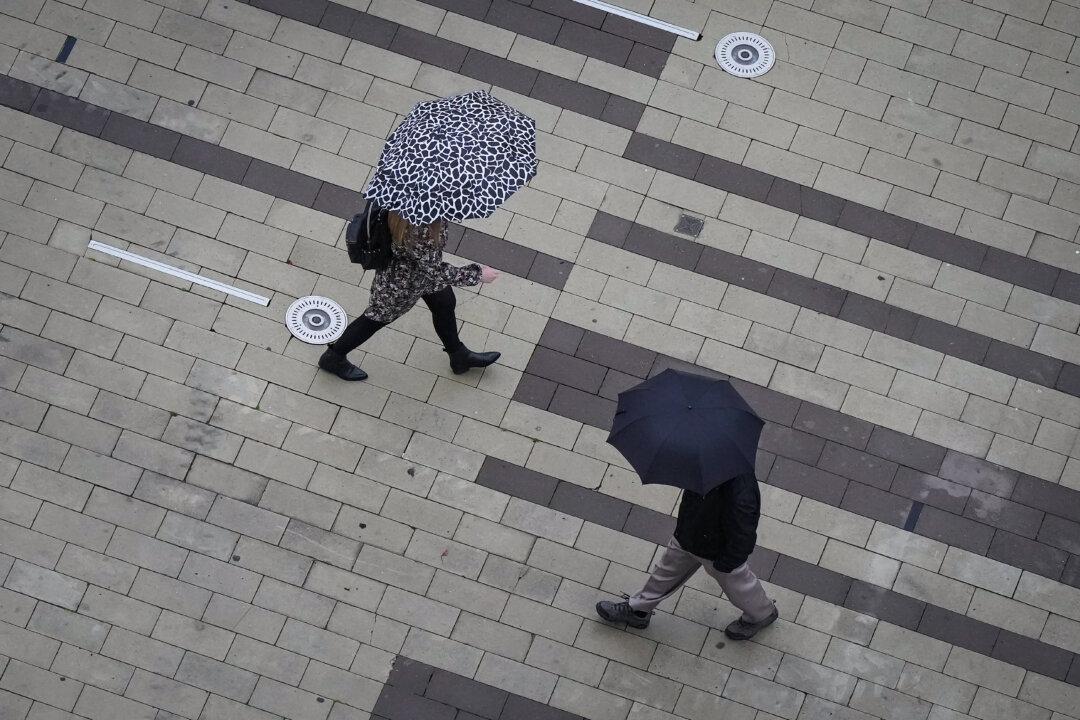 Rain, Wind Pummels BC Coast as Atmospheric River Makes Landfall