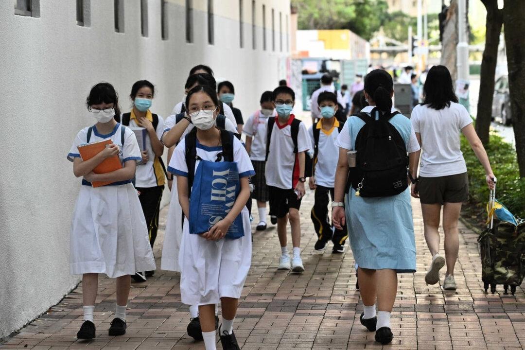 With Soaring Suicide Rate, a Student Bemoans the Fading of Hong Kong