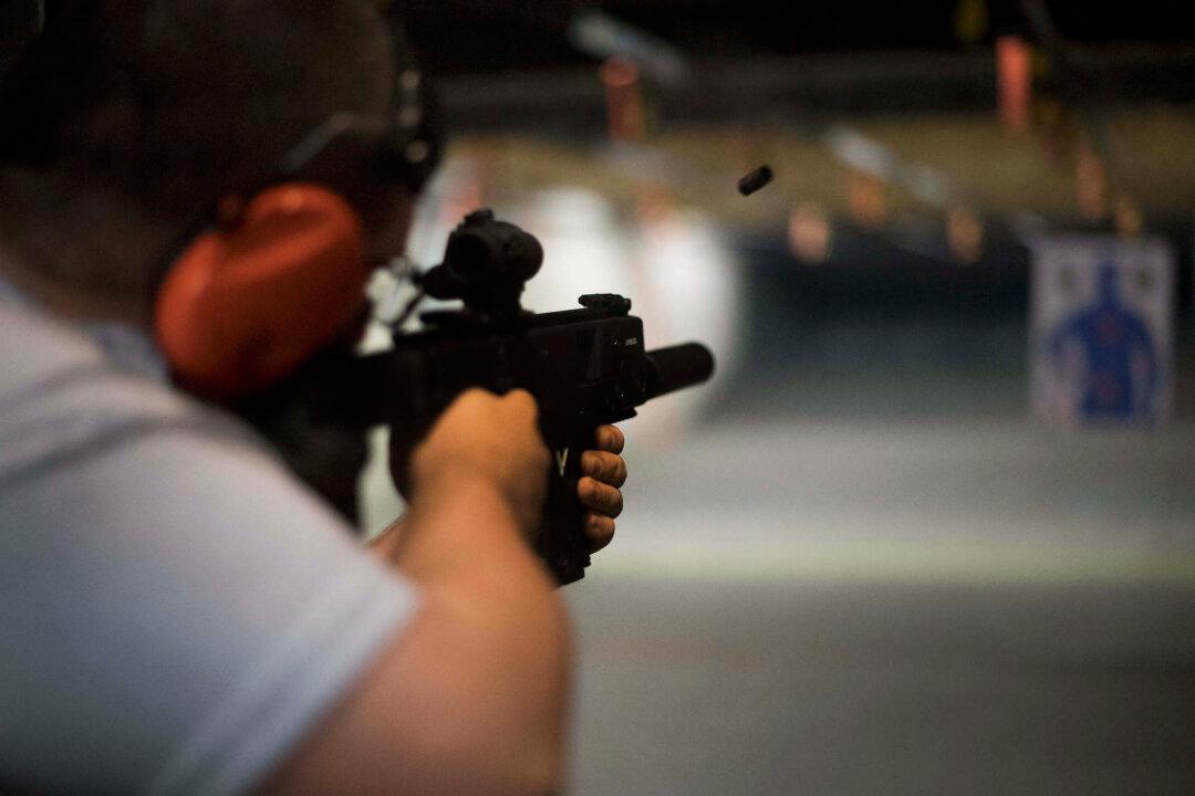 Gun Business Challenges Arizona City’s Refusal to Renew Advertising Contract