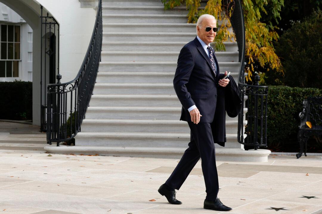 Texas Lieutenant Governor Floats Barring Biden From Texas Ballot