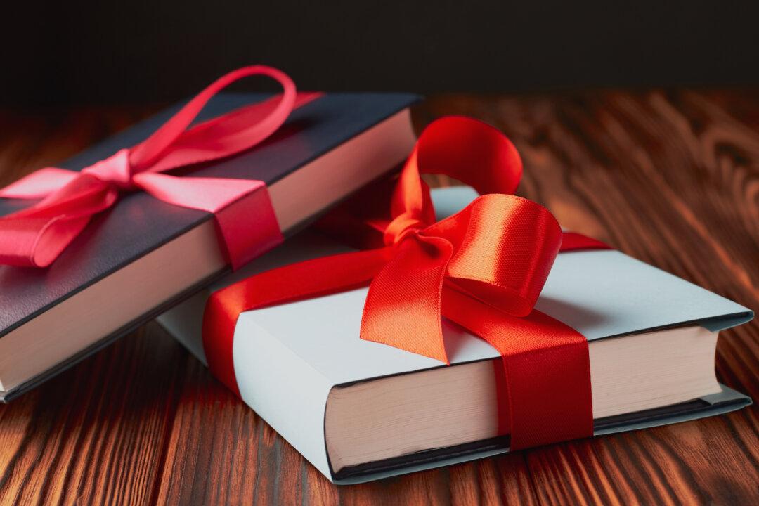 Holiday Gift Guide: When the Gardener on Your List Is a Bookworm