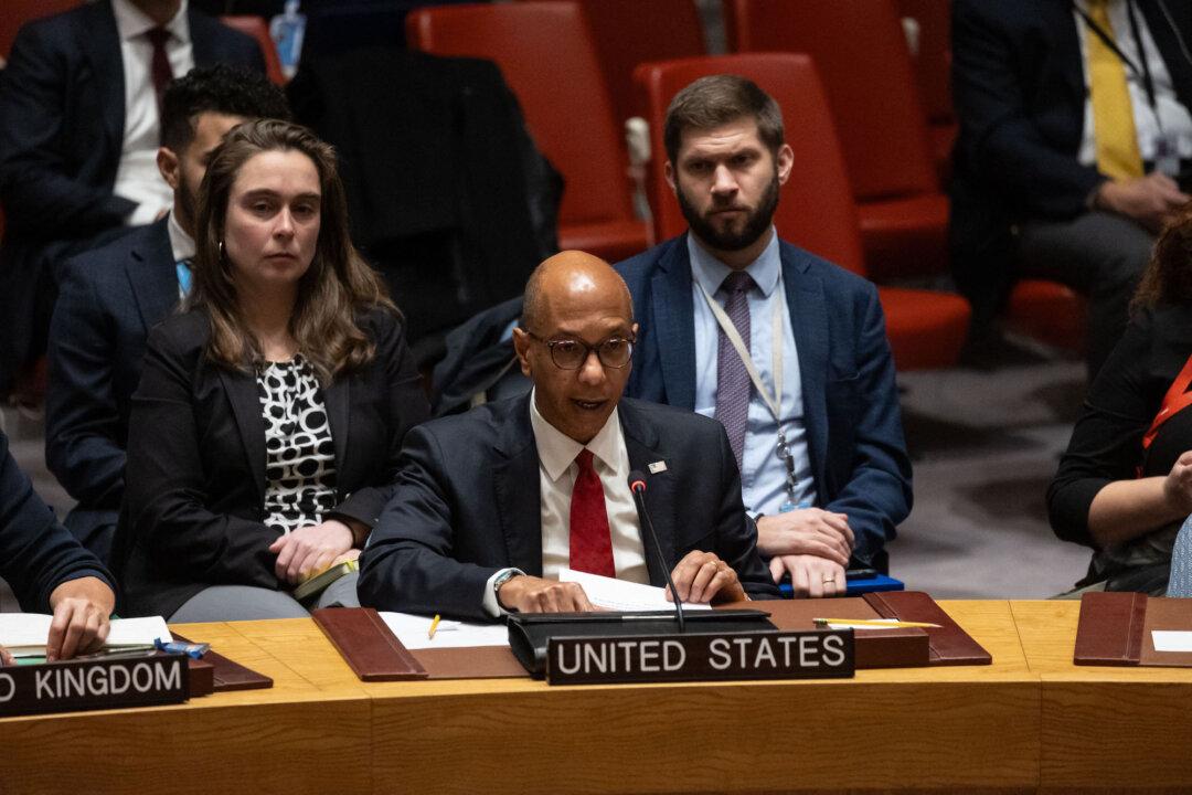 UN Security Council Adopts Gaza Humanitarian Resolution After US Vetoes Ceasefire