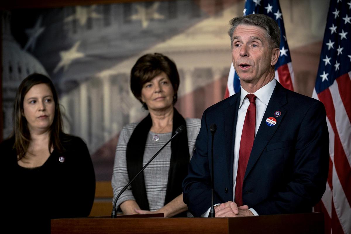 Lawmakers Demand Action From Pentagon on CCP’s Seabed Mining