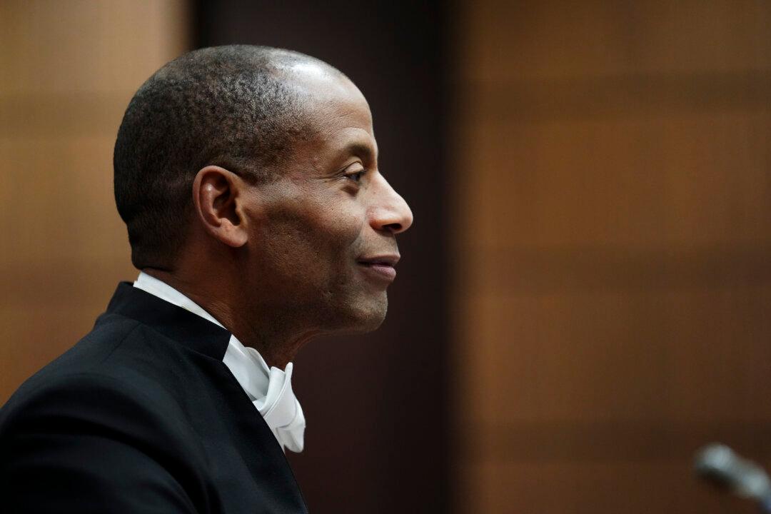 NDP Call for Fine and Apology, but Not Resignation, From Speaker Greg Fergus