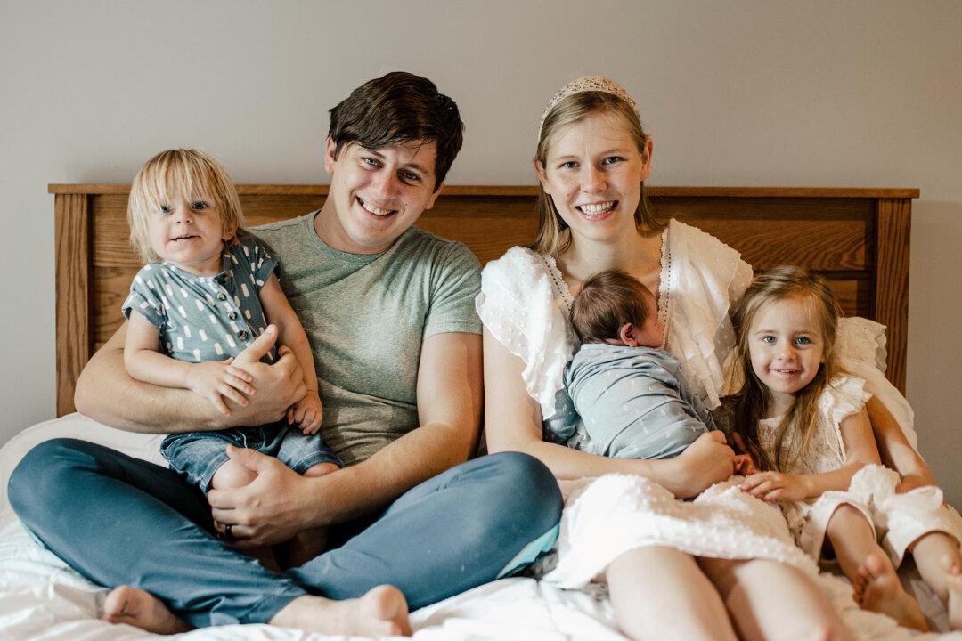 Mom of 3 Gives Birth to All Her Babies at Home, Shares Birthing Tips and Natural Remedies for Sickness