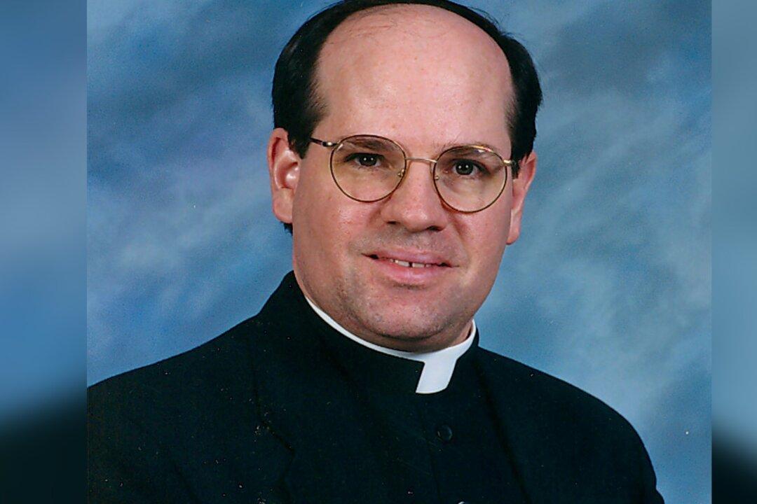 Suspect in Stabbing Death of Nebraska Priest Had No Connection to Priest, Prosecutor Says