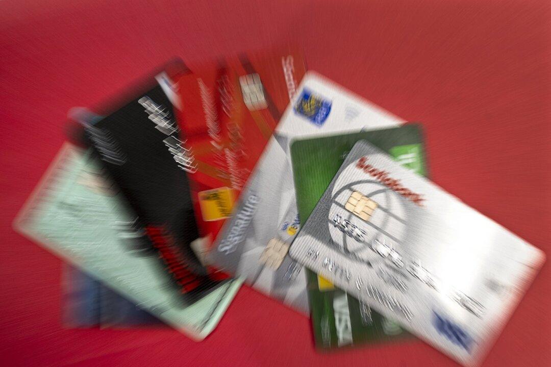 1 in 5 Canadians Say They Will Need to Use More Credit in 2025: Survey