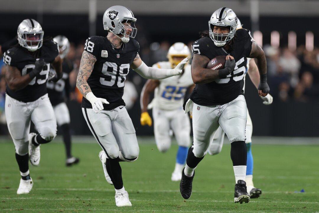 Four Days After Losing 3–0, Raiders Set Franchise Scoring Record Beating Chargers 63–21