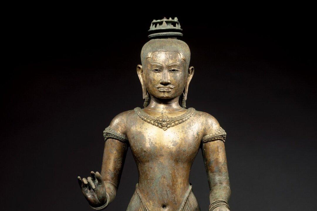 New York’s Metropolitan Museum Will Return Stolen Ancient Sculptures to Cambodia and Thailand