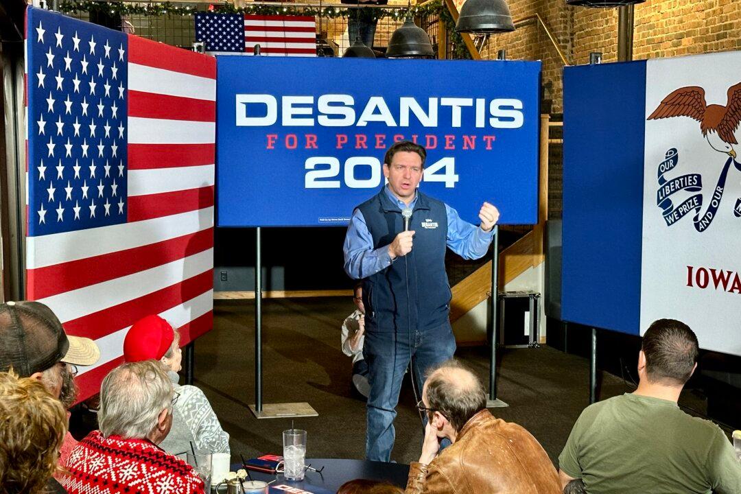 DeSantis Tells Iowa Supporters to Ignore the Polls as Trump Leads by Large Margin