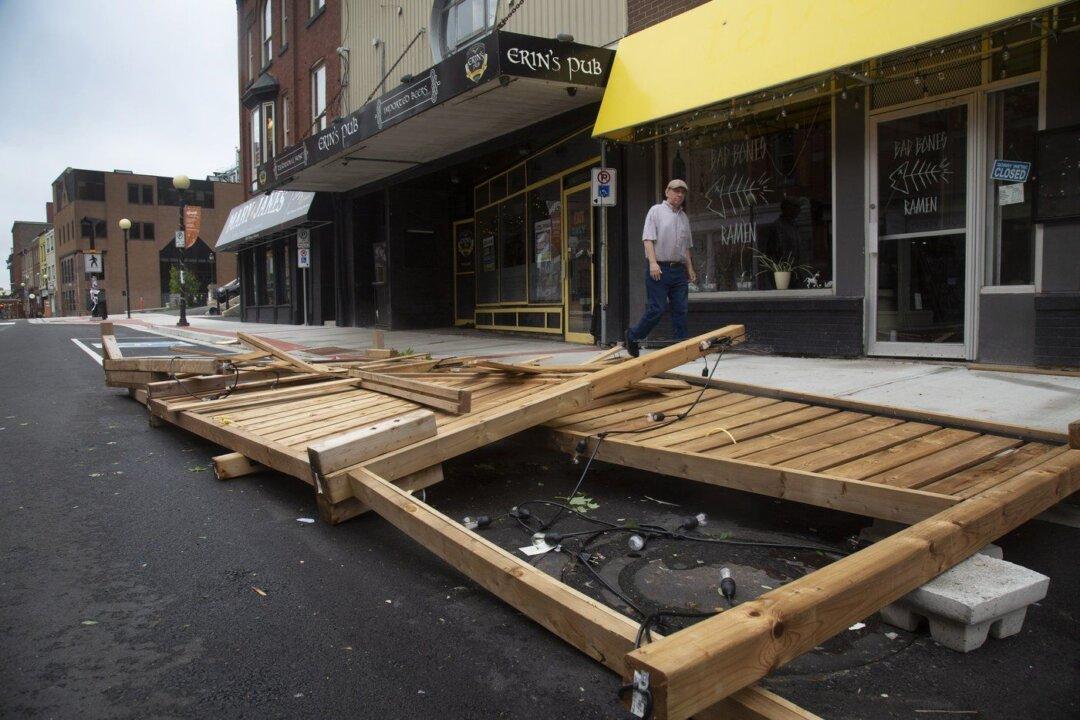It’s Raining Microplastics: Hurricane Larry Dropped Plastic Particles All Over NL