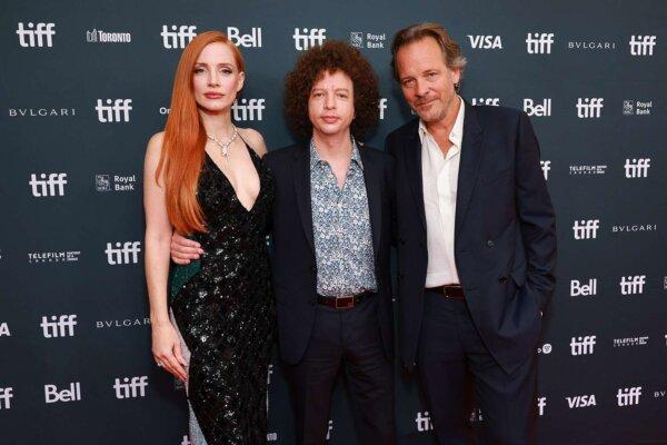 (L–R) Jessica Chastain, director Michel Franco, and Peter Sarsgaard in a publicity shot for “Memory.” (Ketchup Entertainment)