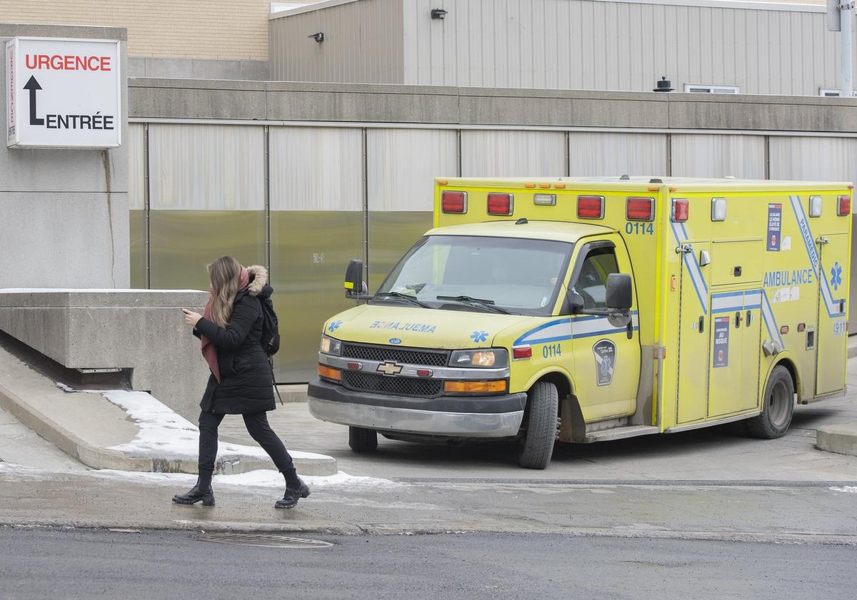 Quebec Doctors Say Emergency Room Overcrowding Is Putting Patient Health at Risk