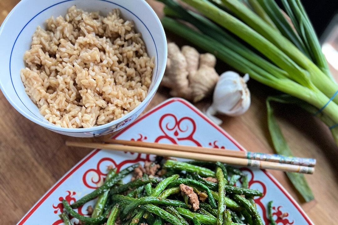 Sichuan Dry-Fried Green Beans