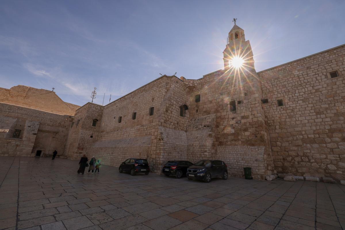 Israel–Hamas War Dampens Christmas Celebrations in Bethlehem