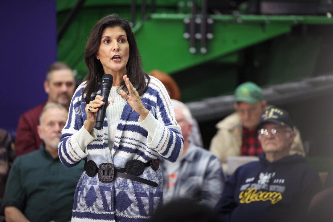 Haley Ties DeSantis in National Polling Average for 1st Time