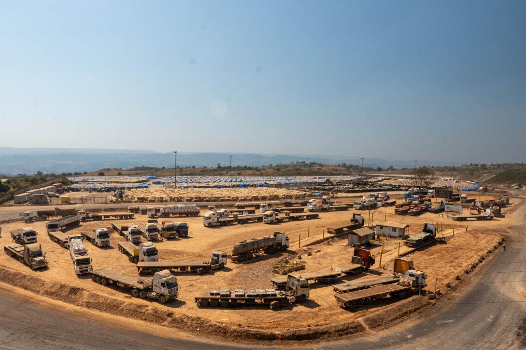 US Counters China in Africa With Huge Rail Project