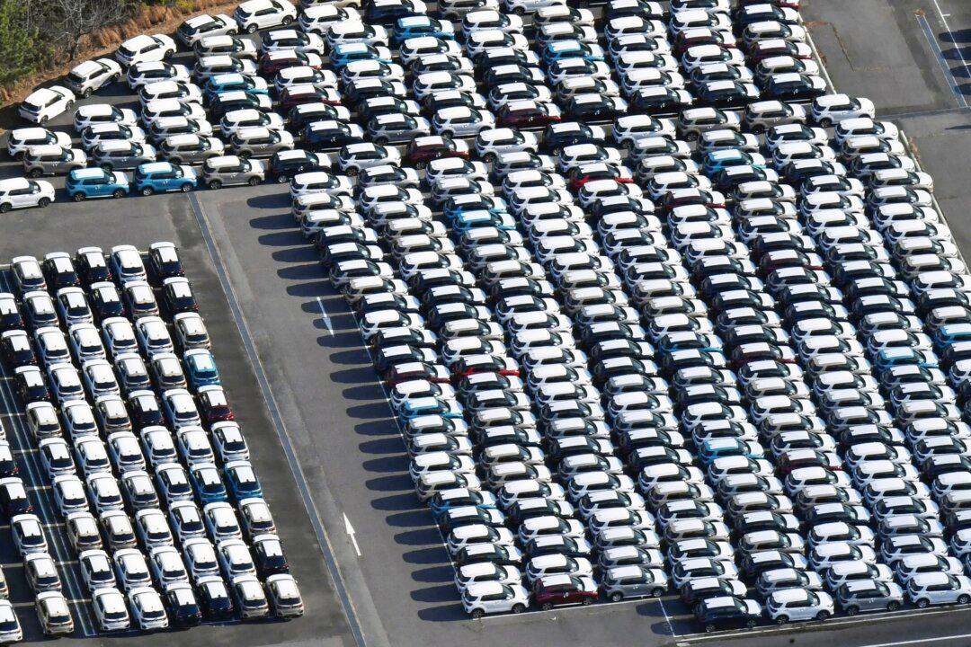 Toyota Small Car Maker Daihatsu Shuts Down Japan Factories During Probe of Bogus Safety Tests