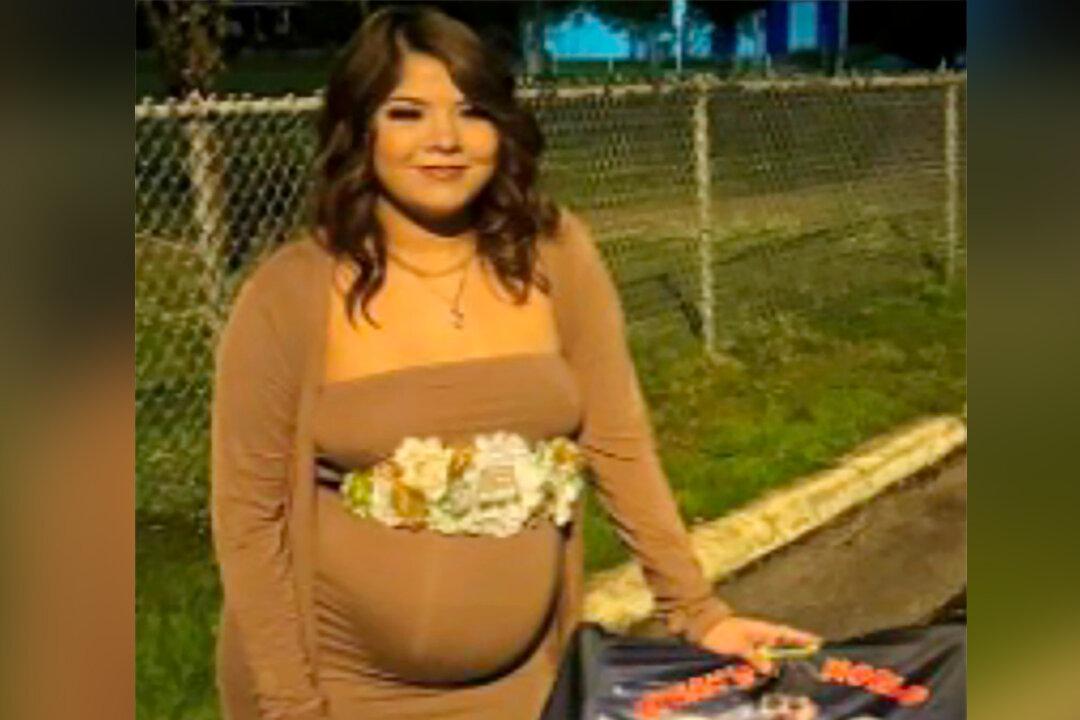 Missing Pregnant Texas Teen and Her Boyfriend Found Dead in Car in San Antonio