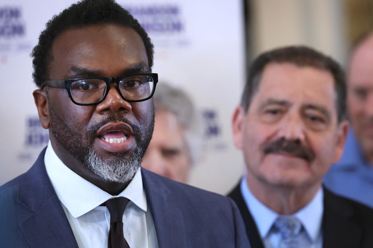 Chicago Mayor Calls on Biden Admin for ‘Significant Investment’ in City Amid Immigration Crisis