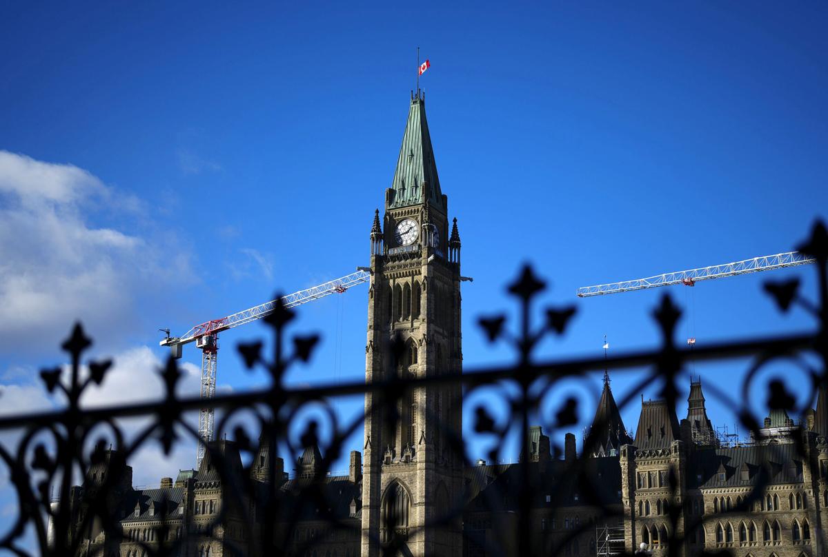 5 Things to Watch For When Parliament Returns in 2025