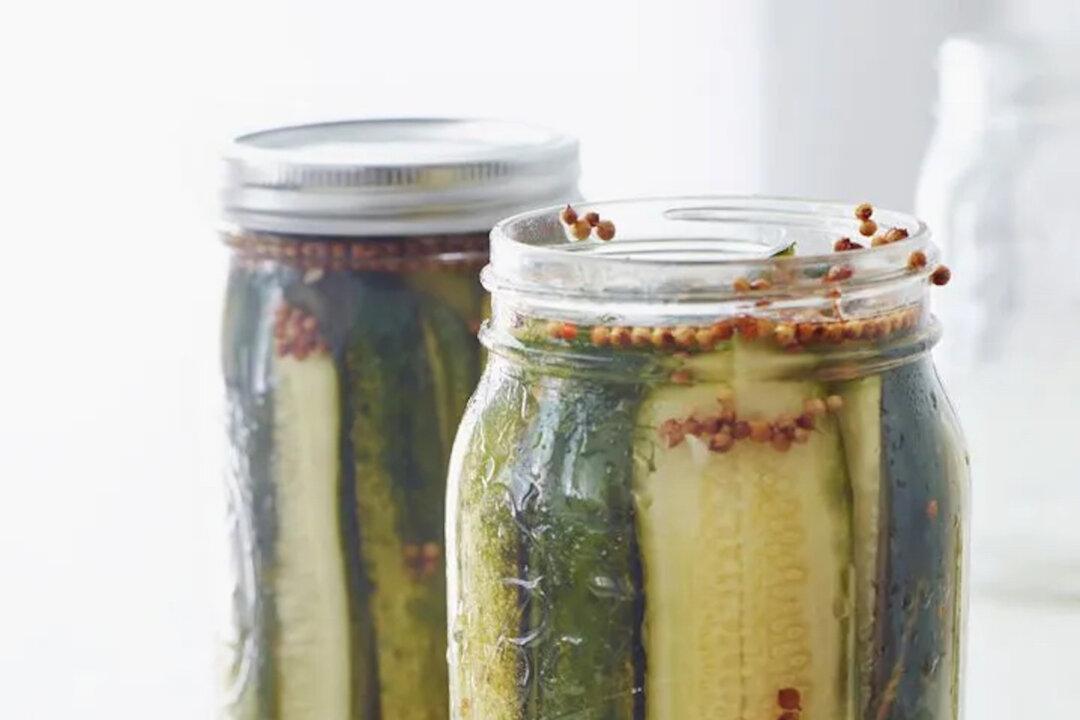 Quick and Easy Refrigerator Pickles