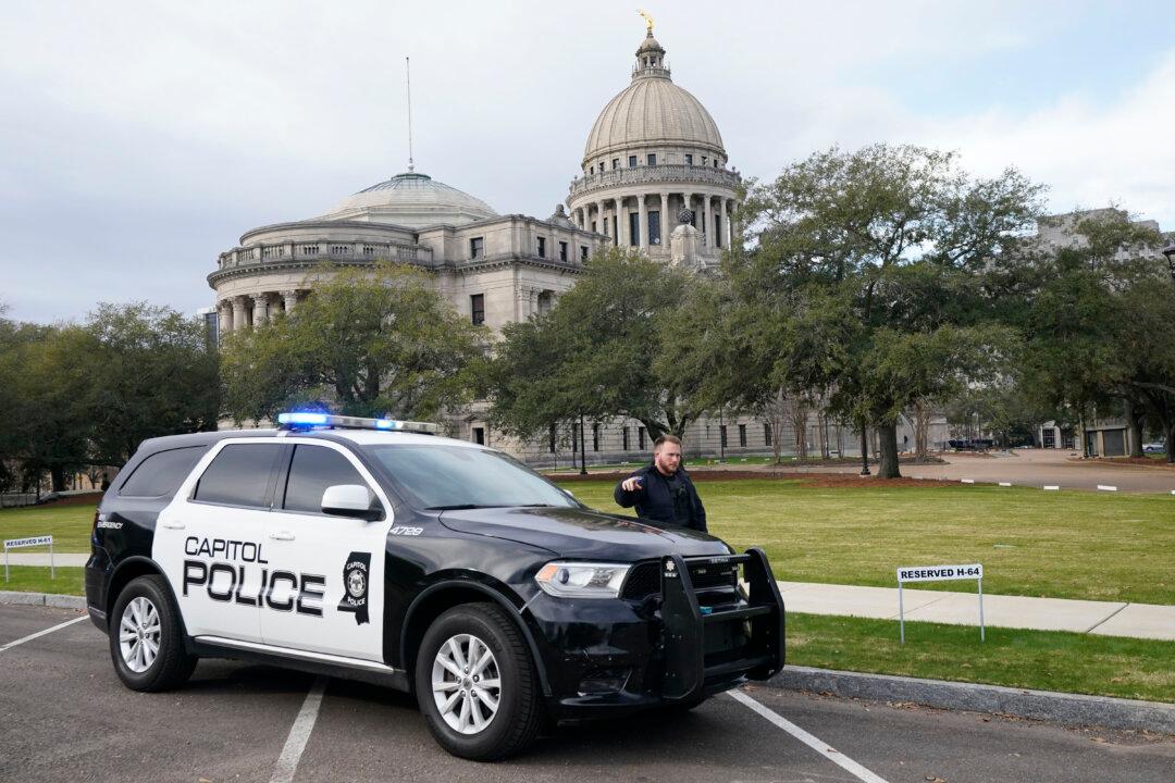 Multiple State Capitols Receive Bomb Threats