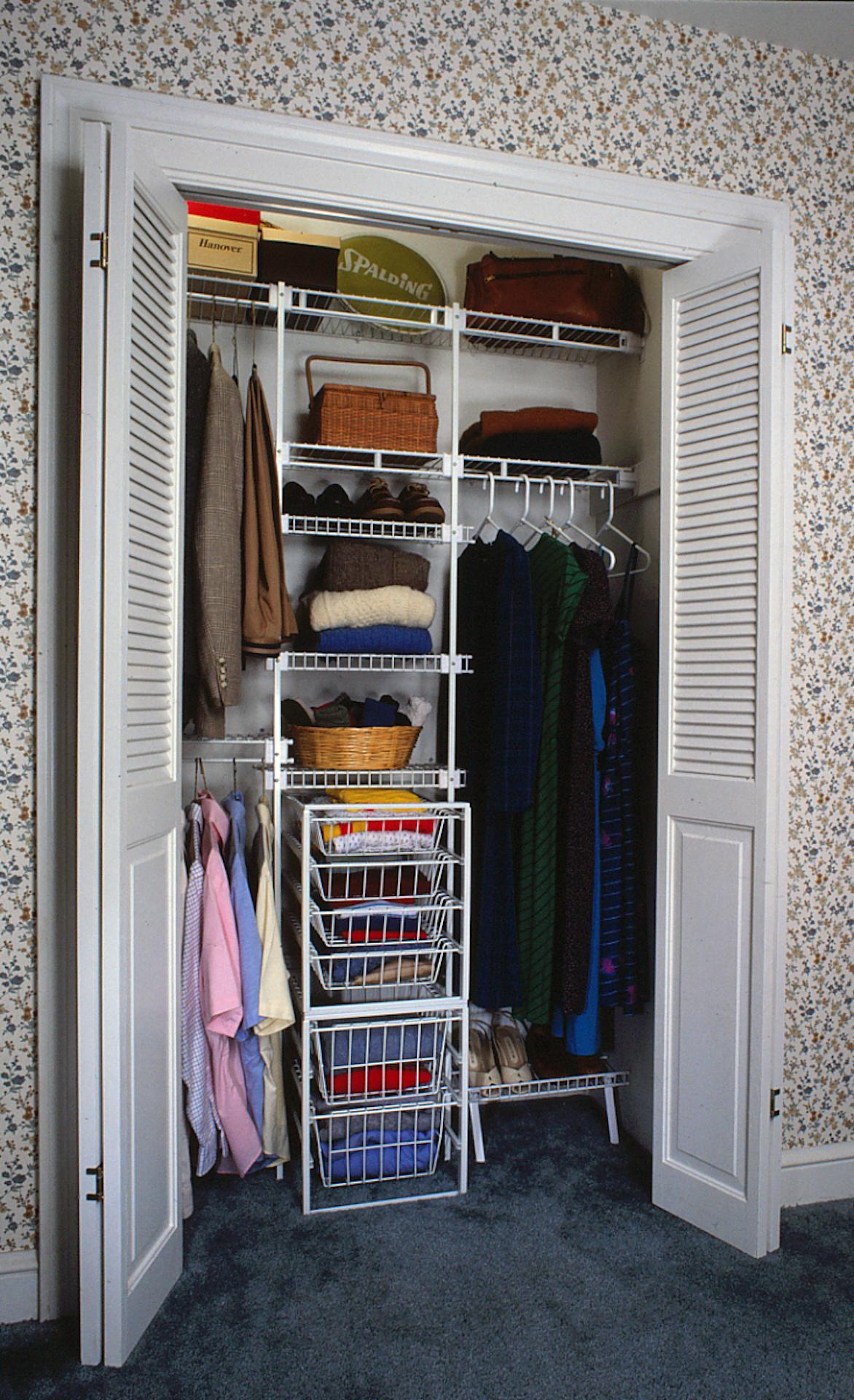 Install Wire Shelving