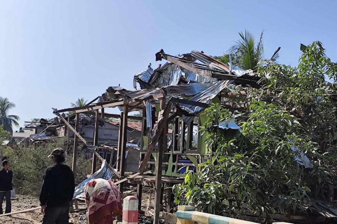 Burma Military Airstrikes Damage School, Kill Dozens of Villagers