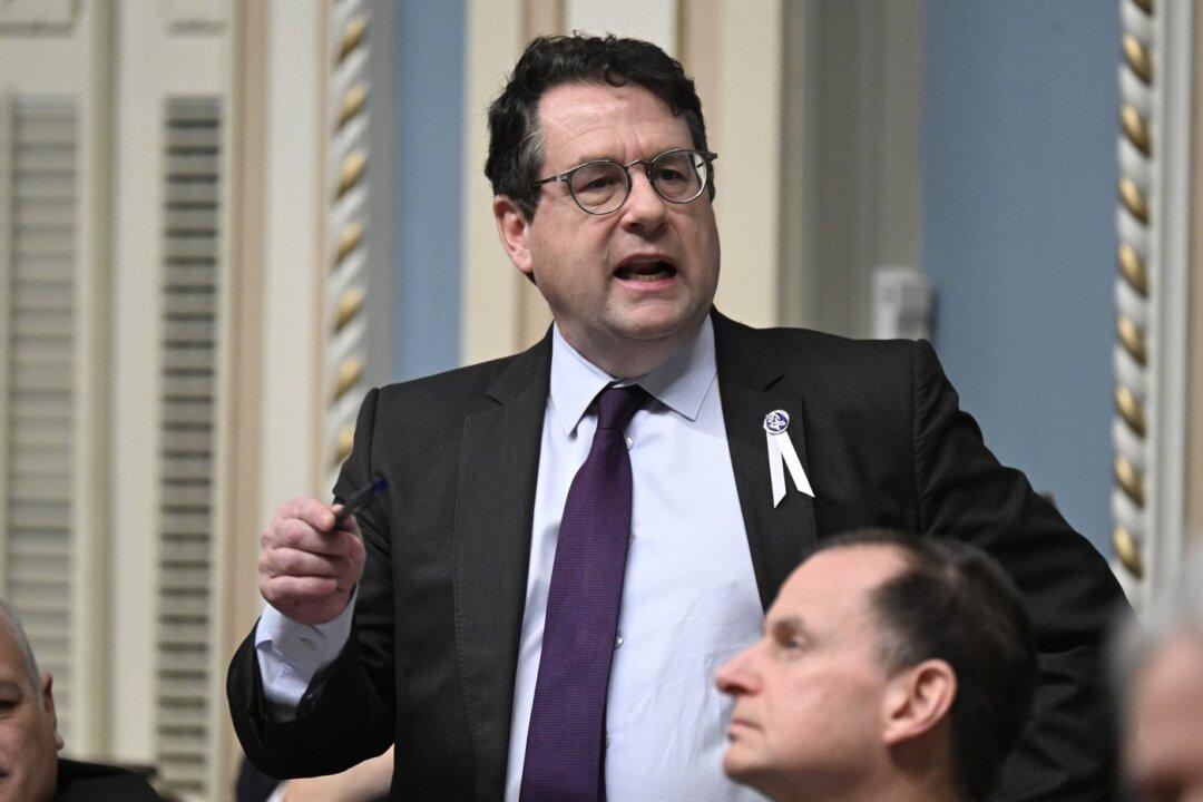 Quebec Teachers Strike: $300M Catch-Up Plan After Students Miss Weeks of Class