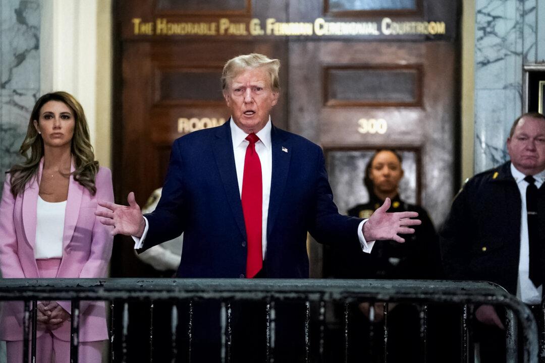 Trump Hopes US Economy Crashes Before Possible 2nd Term: ‘I Don’t Want to Be Hoover’