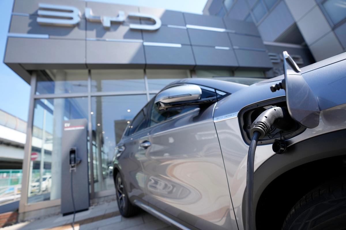 ANALYSIS: How Ottawa’s EV Mandate Could Open a Pandora’s Box of China-Related Security, Industry Issues
