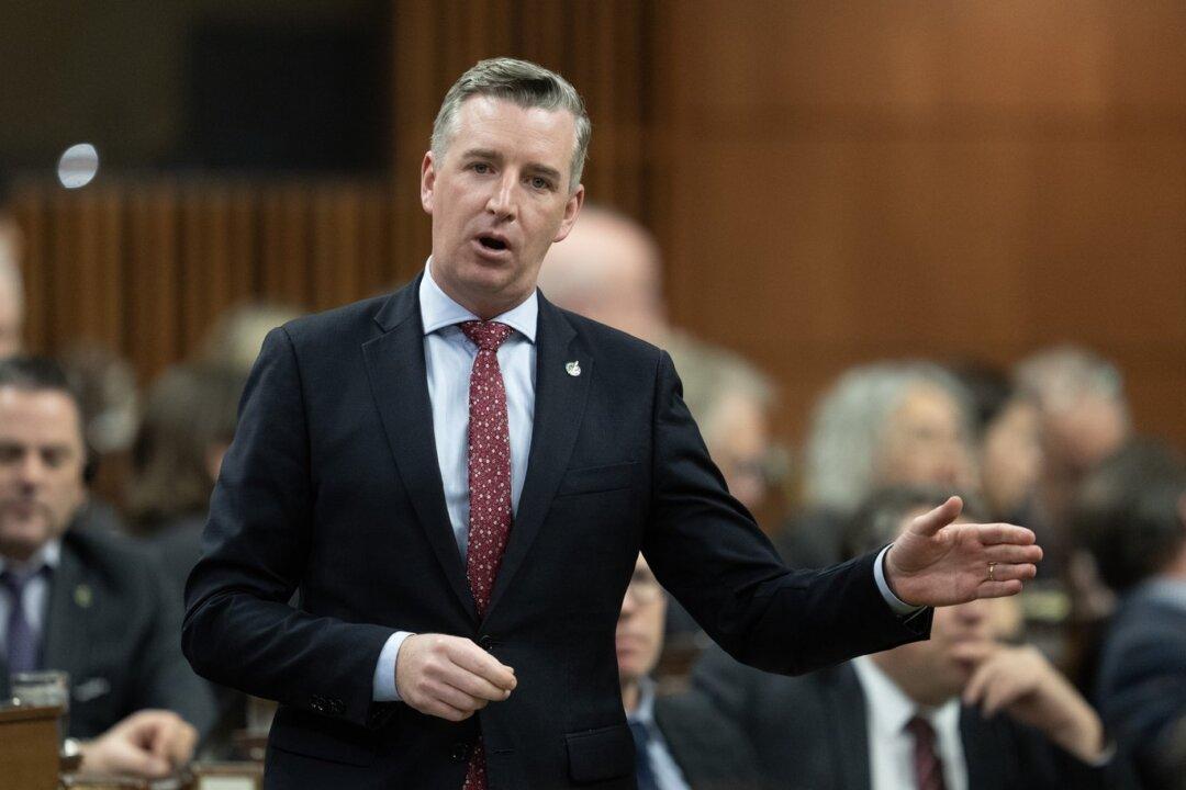 PMO Denies Misleading Ethics Commissioner as Conservatives Call for Probe