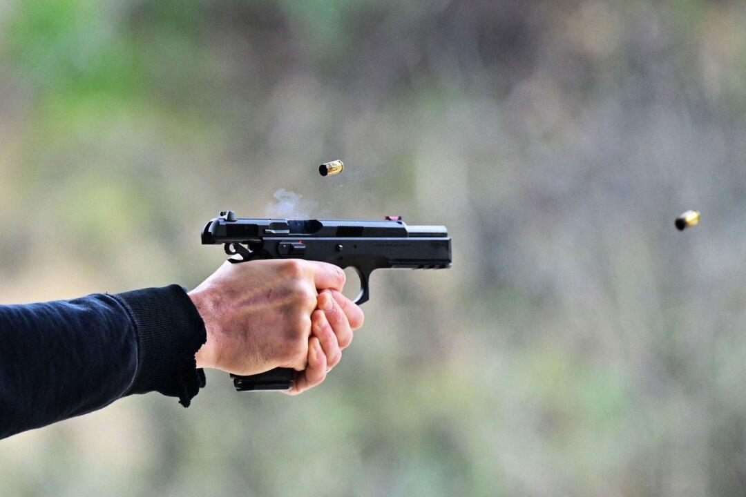 Los Angeles Entrepreneur Suggests Residents Arm, Educate Themselves Amid Rising Crime