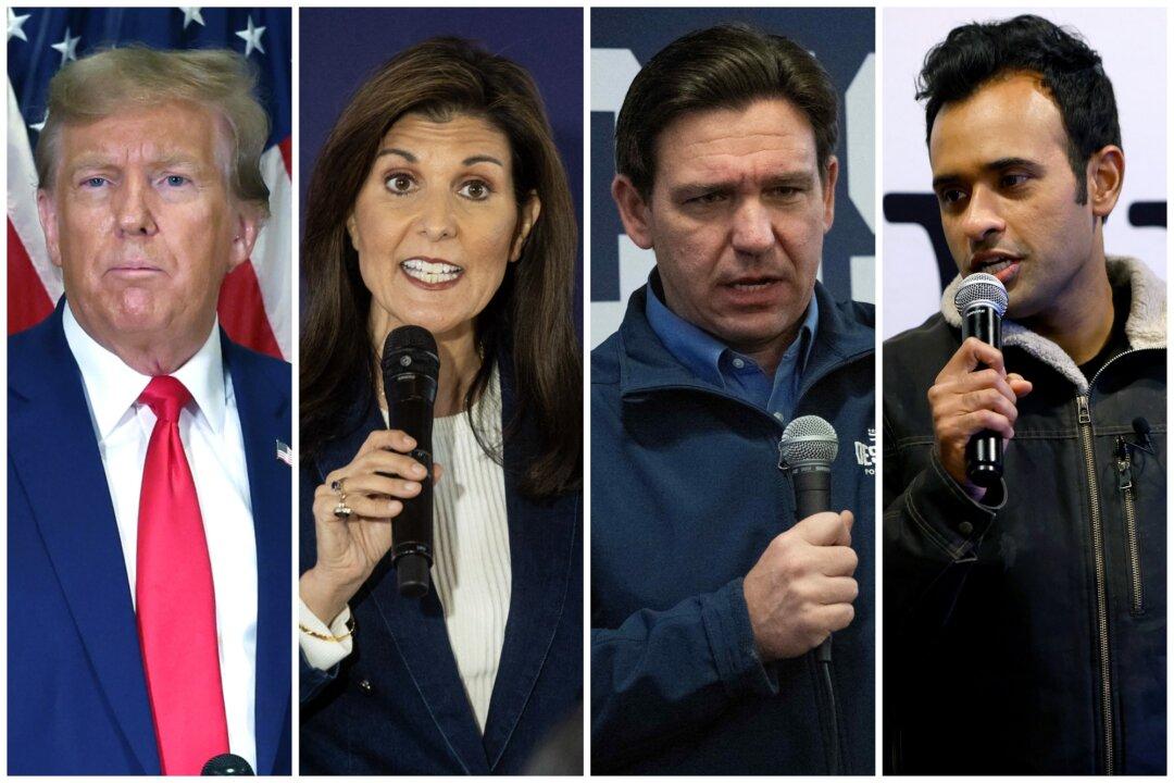 GOP Candidates Make Final Pitches on Eve of Iowa Caucuses