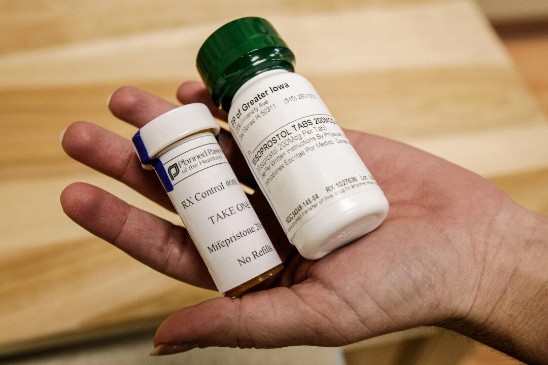 California Lawmakers Pass Abortion Pill Law That Allows Patients, Doctors to Remain Anonymous
