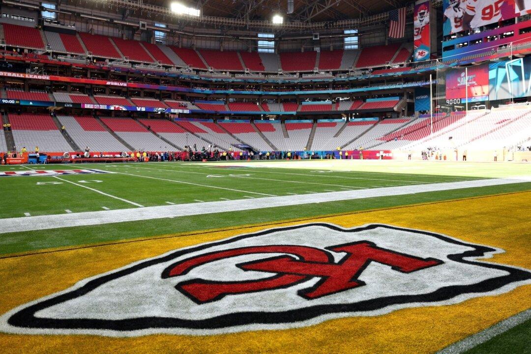 Kansas City Man Unaware of 3 Friends Freezing to Death in His Backyard, Lawyer Says