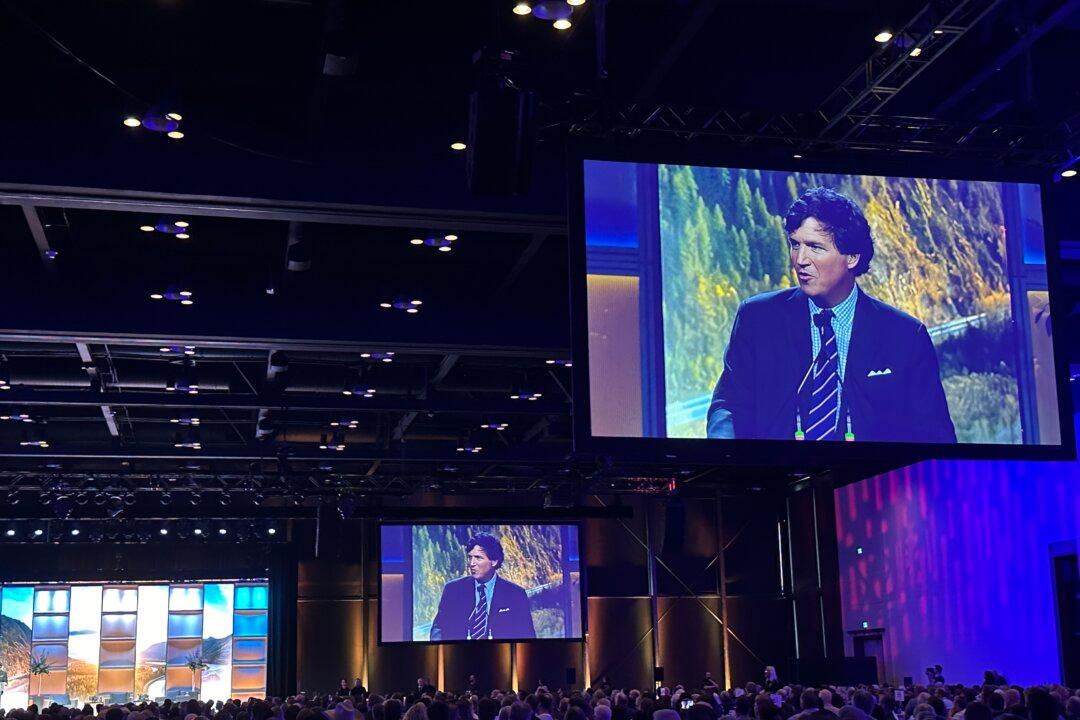 Tucker Carlson Warns Canadians of ‘Destruction of You and Your Culture’