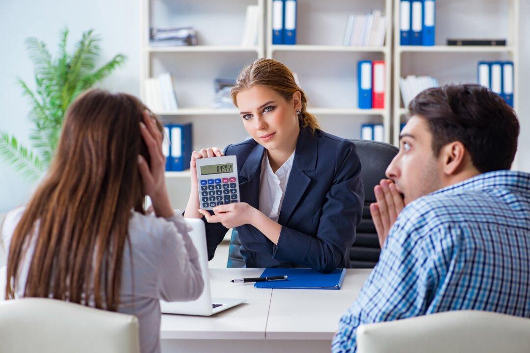 5 Financial Moves to Make While Interest Rates Are High